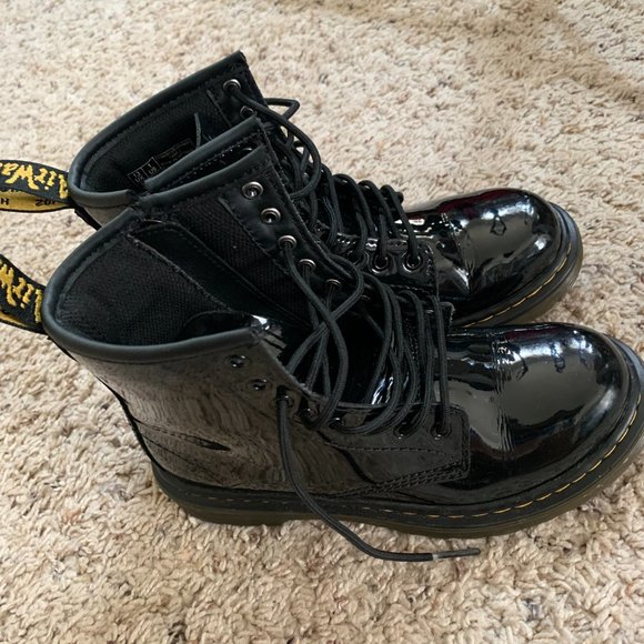 Dr Martens Patent Leather Ankle Lace Up Boots - Picture 1 of 4